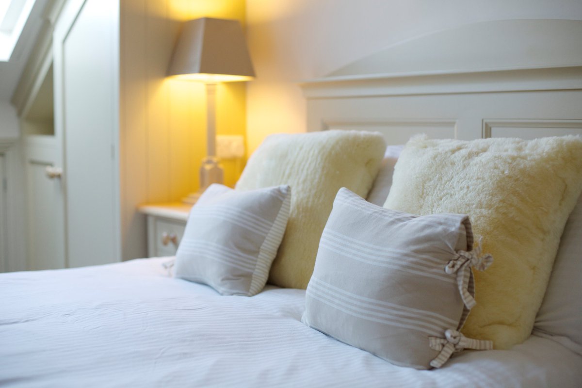 therandc's tweet photo. Cosy bedrooms are just the ticket on days like this! https://t.co/WDMo0XoJoB https://t.co/nIDIDdzWbl