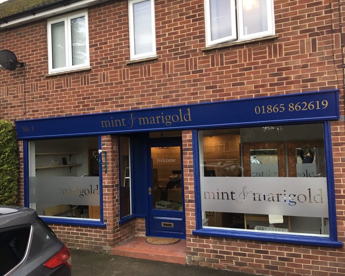 SX_Oxford's tweet image. It&apos;s been a pleasure working with @mintandmarigoldoxford on their #ShopSignage. We wish you every success in the launch of your #newbusiness from @SX_Oxford #FasciaSign #Shopsigns #Windowgraphics #B2B #Cumnor #Oxford #OxfordshireBusiness #Signs