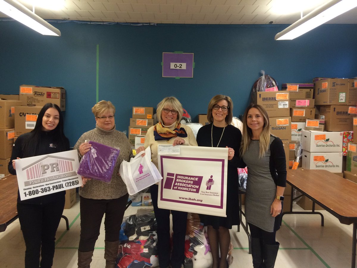 Thank you to the lovely folks from the <a href="/IBAHamilton/">IBAH</a> who stopped by <a href="/n2nCentre/">n2ncentre</a> this morning. They recently held a 50/50 draw at their Xmas party, and the winner decided to donate their winnings to us!They truly know the meaning of community building in #HamOnt! Thanks again!