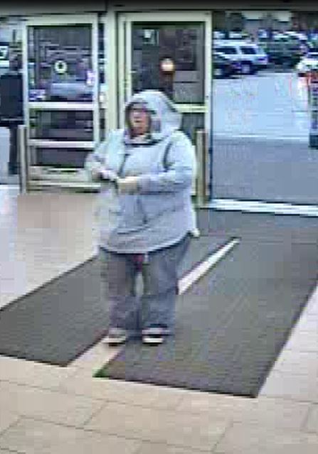 owensboropolice's tweet photo. Case # 18-101331 - We are investigating a theft involving the female shown in the photos.

If you have any information about the suspect shown in the photos, please call OPD at 270-687-8888, or leave an anonymous tip with Crime Stoppers at 270-687-8484. https://t.co/bAOnCFvRUC