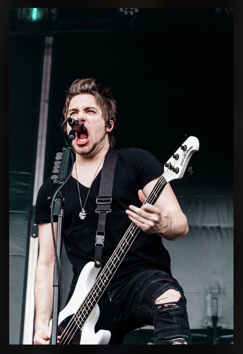 bfmv_jpn's tweet photo. PHOTOS: Good Things Festival Melbourne 2018
(AAA Backstageより)
📸Dana Hope
#BFMV #JamieMathias 🎸🎤
#GoodThingsFest #Melbourne
https://t.co/WdXE5M1ooD https://t.co/5K8bBROR2L