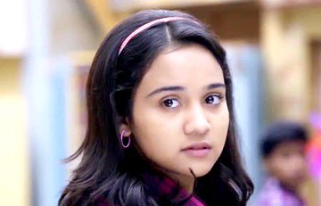 12. Naina Agarwal (Ashi Singh)- Yeh Un Dinon Ki Baat HaiWith all honesty I fell in love with this show bcz of the way she loved. She defines 'simplicity+innocence' like no other