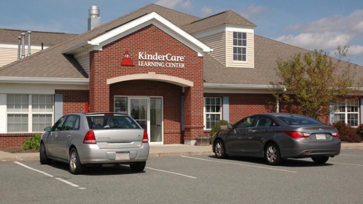 5-year-old girl mistakenly taken from day care by DCF bit.ly/2EpQNh0?utm_so… https://t.co/aYclYKXTd8