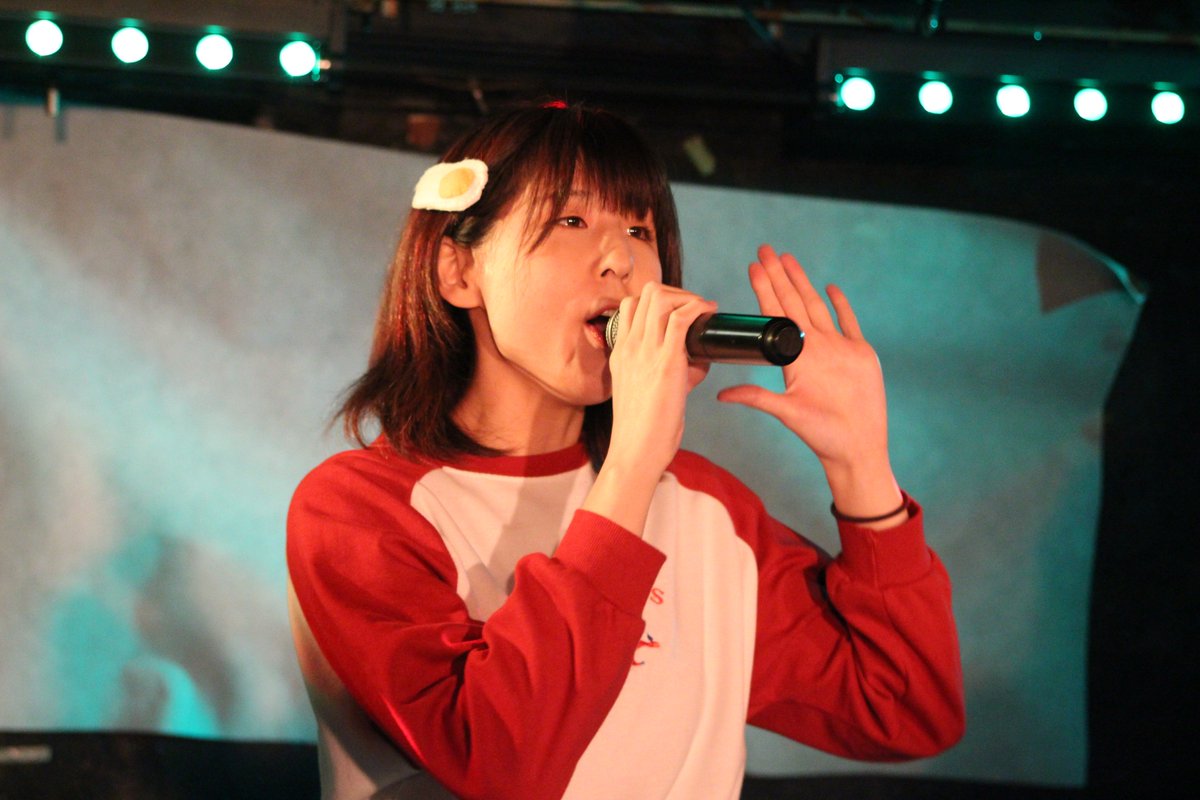 takapops21's tweet photo. 栄LOOP NEO でのライブDAY OF 777
あんかけ☆えびふりゃ~はトップバッターでしたが
八野さんのパワーで十分に場を温めることが出来ました。
ライブは生き物だからその瞬間を楽しむのが最高なのですよ。
#DAYOF777 #あんえび #八野ひなた https://t.co/kdlQlgSD7X