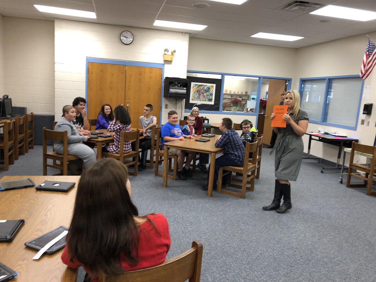 danvkoch's tweet photo. How do we learn to code? Well, by learning the basics first! @eileen_jenkin hosting a beginner’s coding workshop for students—using paper and instructions! #ccsbinnivates @CSMS_Media https://t.co/ZvJqBhQXt7