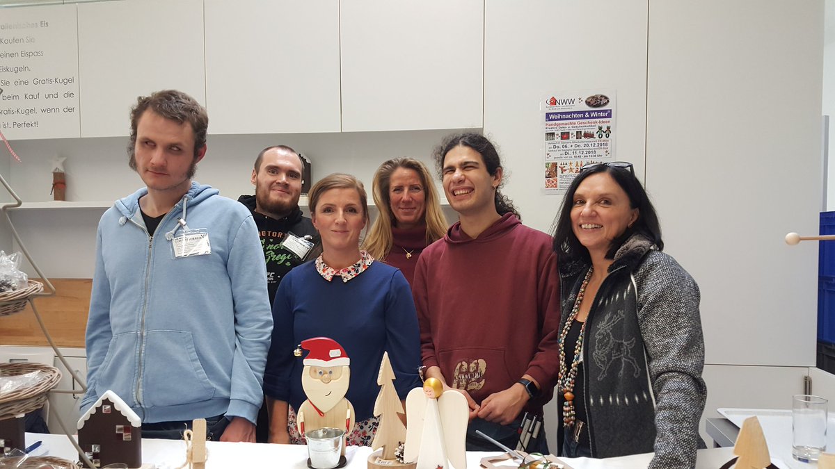 Heute war die Blindenwerkstatt Nürnberg mit ihrem Verkaufsstand im Mitarbeiterrestaurant Erlangen Süd. Der Verkaufsstand wurde sehr positiv von den Mitarbeitern besucht.
Vielen Dank an Herrn Conrad, Frau Springer, Herrn Barros und Herrn Weinbeck