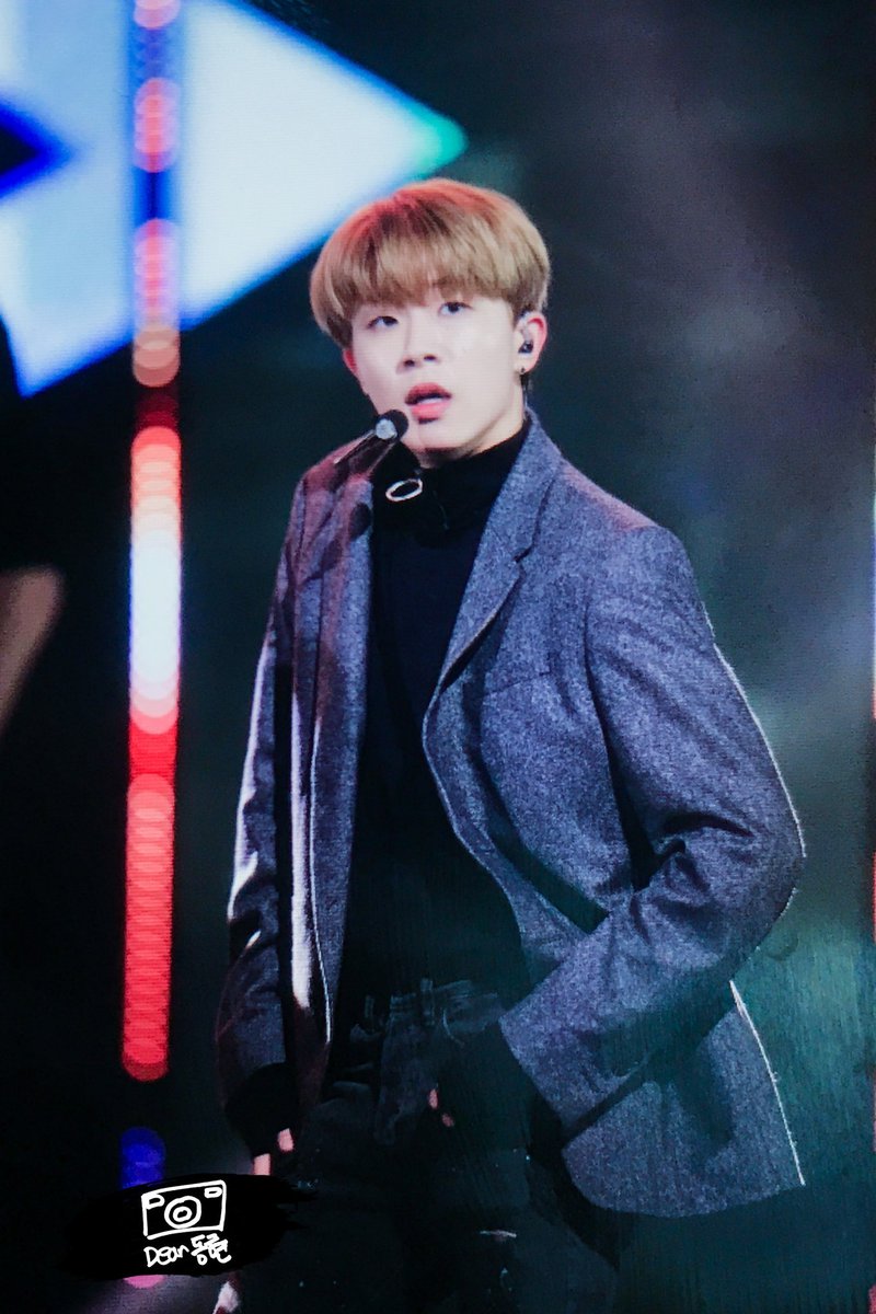 왜 이렇게 더워요 ㅠㅠㅠㅠㅠㅠㅠㅠㅠ 어우 더워 더워 🔥🔥🔥🌡🌡🌡🌡🌡🌡