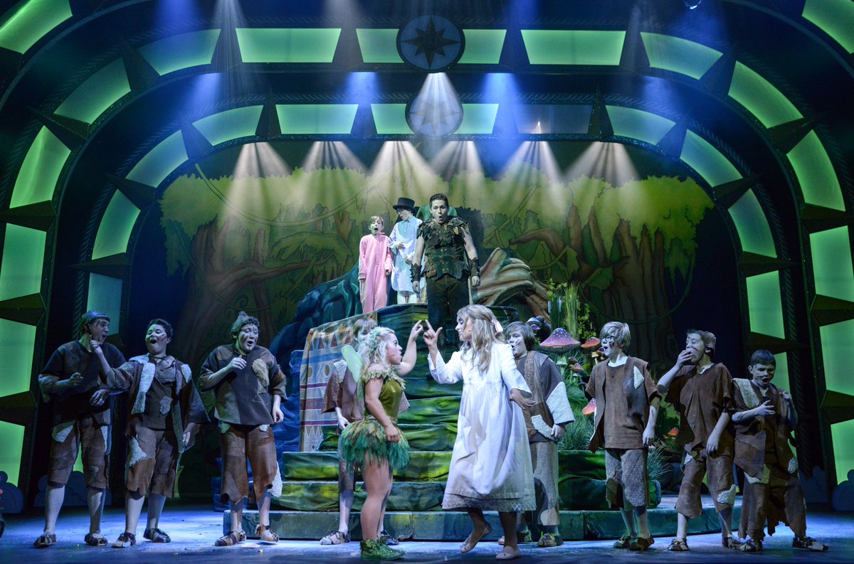SheffieldLyceum's tweet photo. Check out these incredible photos of the showstopping cast, magical sets and beautiful costumes for #PeterPan

Tickets are selling fast so book now and don't miss out on this festive adventure... https://t.co/D3Fr45JcWu https://t.co/wRFWV0RApN