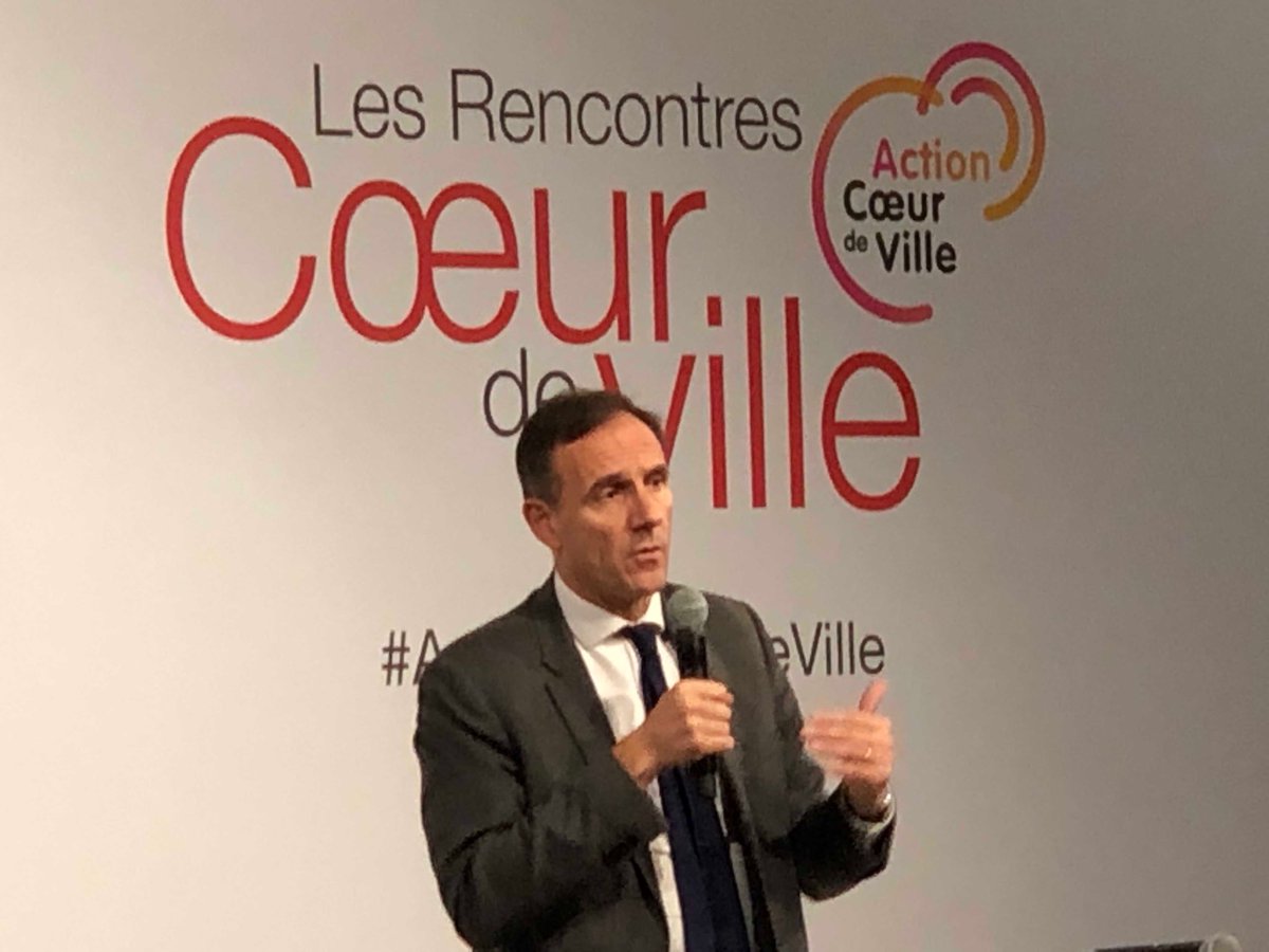 lettrevalloire's tweet photo. Olivier Sichel, dga de la ⁦@caissedesdepots⁩, propose que la ⁦@BanqueDesTerr⁩ crée une université des territoires pour échanger sur les expériences locales https://t.co/cLVk7RIqZ6