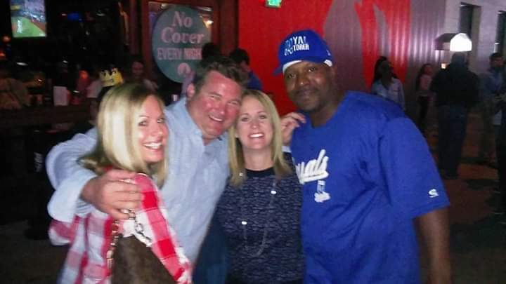 KennethRobinet7's tweet image. 1 Love Kc.