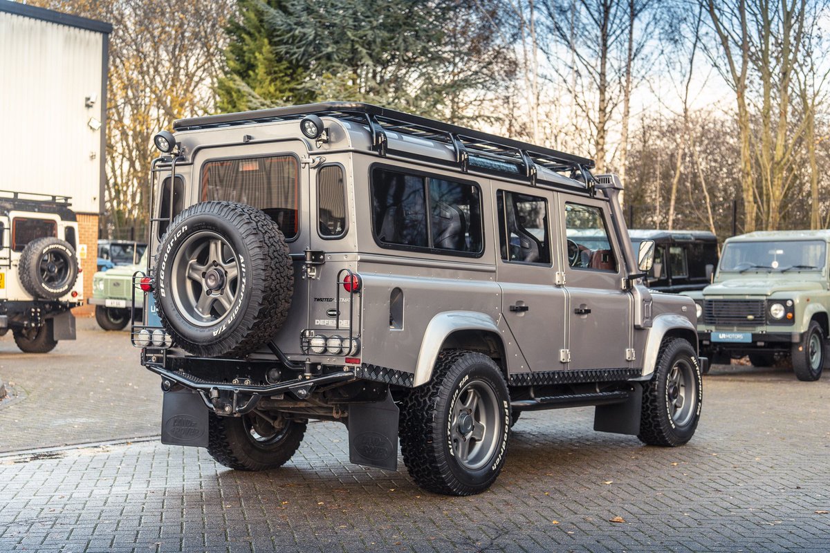 LRMOTORSTHIRSK's tweet photo. NOW IN: Twisted 110 SW • Orkney Grey • Ultimate Edition • 32,000 Miles • lots of Twisted extras • £58,500 #landrover #defender #landroverdefender #lrmotors #yorkshire #twistedautomotive #twisteddefender #forsale #photography #cars #carsforsale https://t.co/hOQI14nrVa