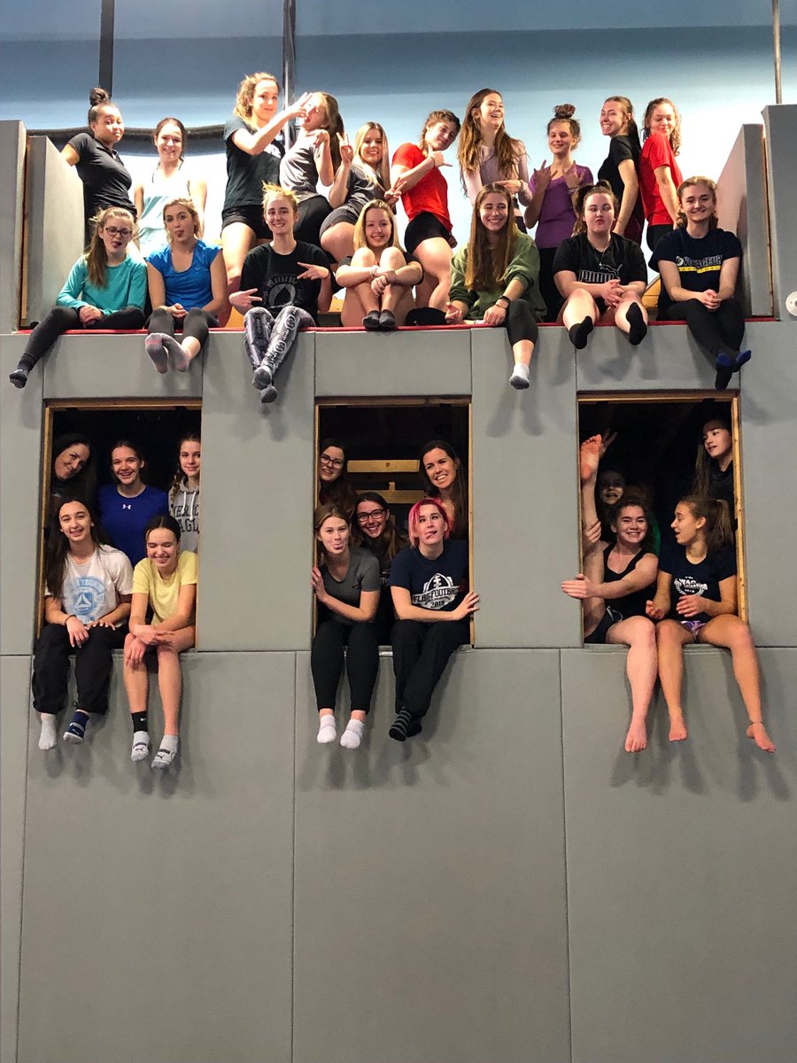 mamaCbball's tweet photo. OSS Girls having fun at The Vertical zone ⁦@OSS_EVENTS⁩ https://t.co/ihh9PXgeMA