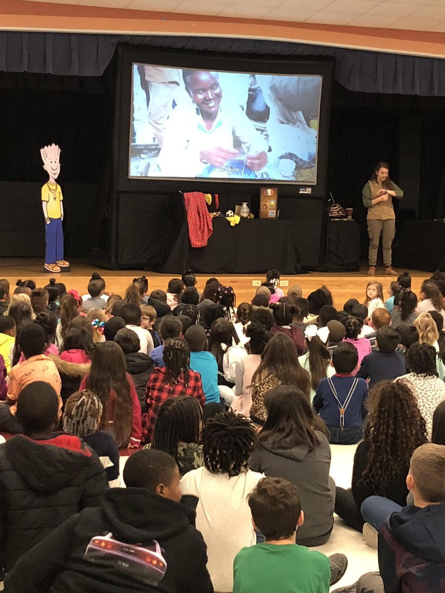 JordanMDawn1's tweet photo. The Rockbrook students loved the NED Show about kindness and friendship! #rockbrookscholars #LISDBeKIND https://t.co/TalFe8zD4g