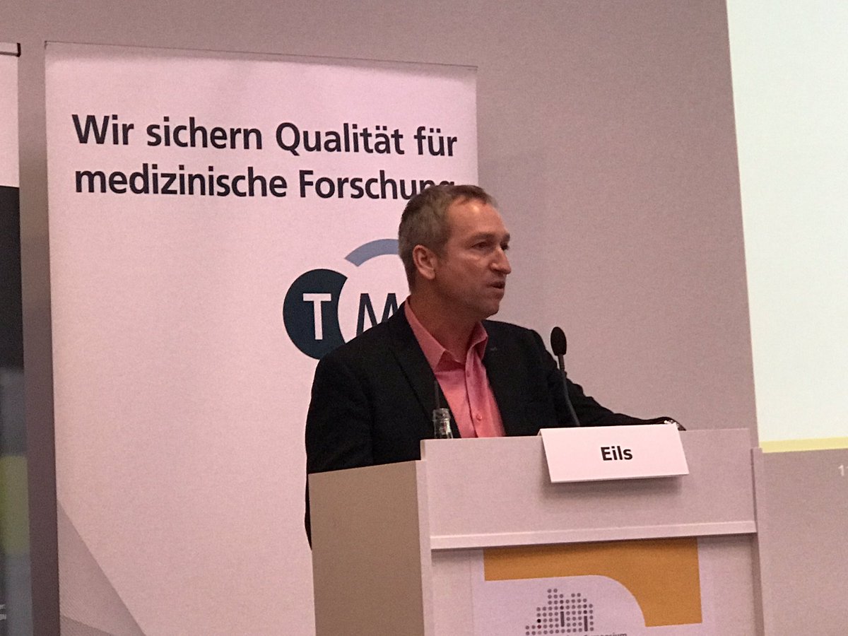 MichaelReiterPR's tweet image. #Biobanken2018: #Bioinformatik war gestern - heute heißt das #digitale #Gesundheit! R. Eils @berlinnovation @TMF_eV