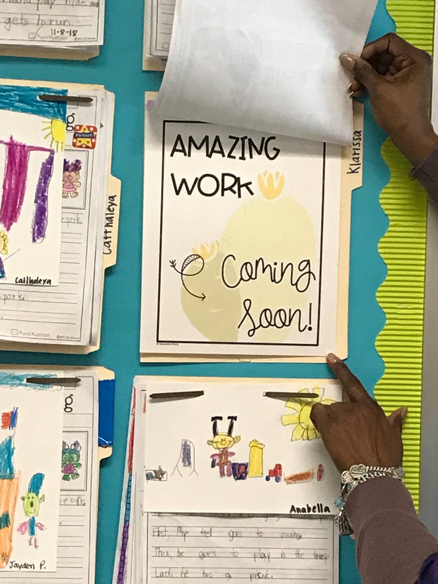 KetelsenES's tweet image. Ms. Vasquez displays her 1st graders’ writing development throughout  the fall semester. 📝#StudentLearningGoals #DevelopingWriters #HandwritingMatters @Mrmitchellrocks @Drjlarredondo