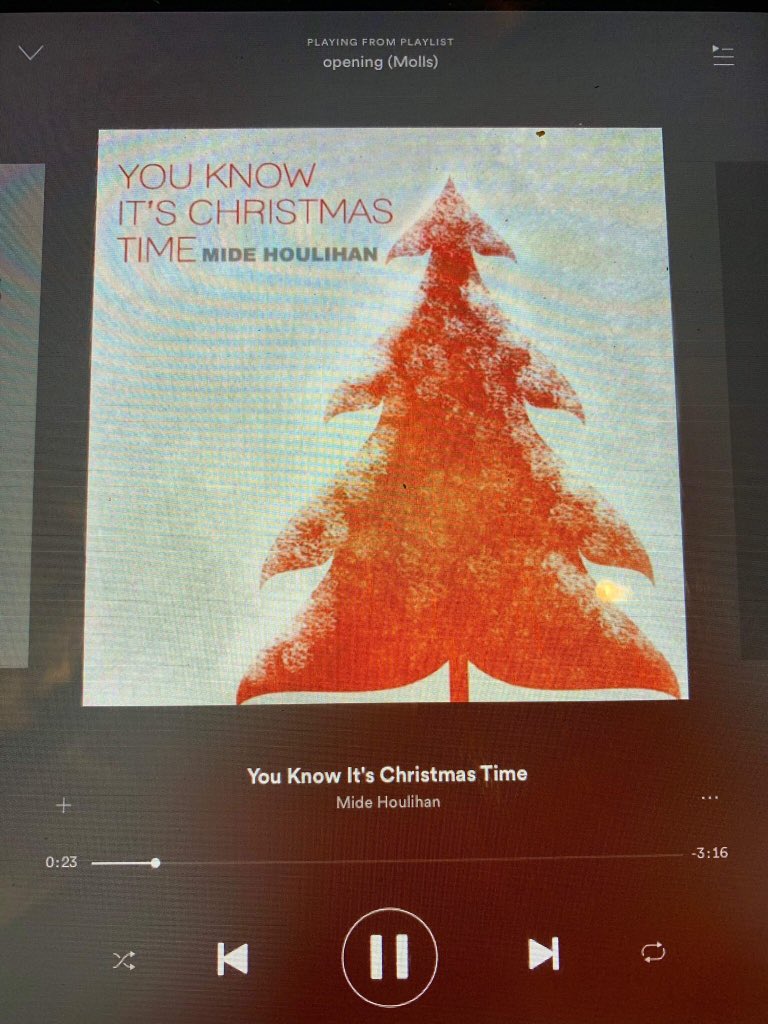 UnemployableIE's tweet image. Our beautiful friends in The Dubliner, Oslo ( @dubliner_oslo ) have been in touch to say that they have been listening to @MideHoulihan and her Christmas jam in the last few days. Always a great place for supporting Irish music.🎄🇳🇴🇮🇪🎶 #supportirishartists #irishmusic  #norway