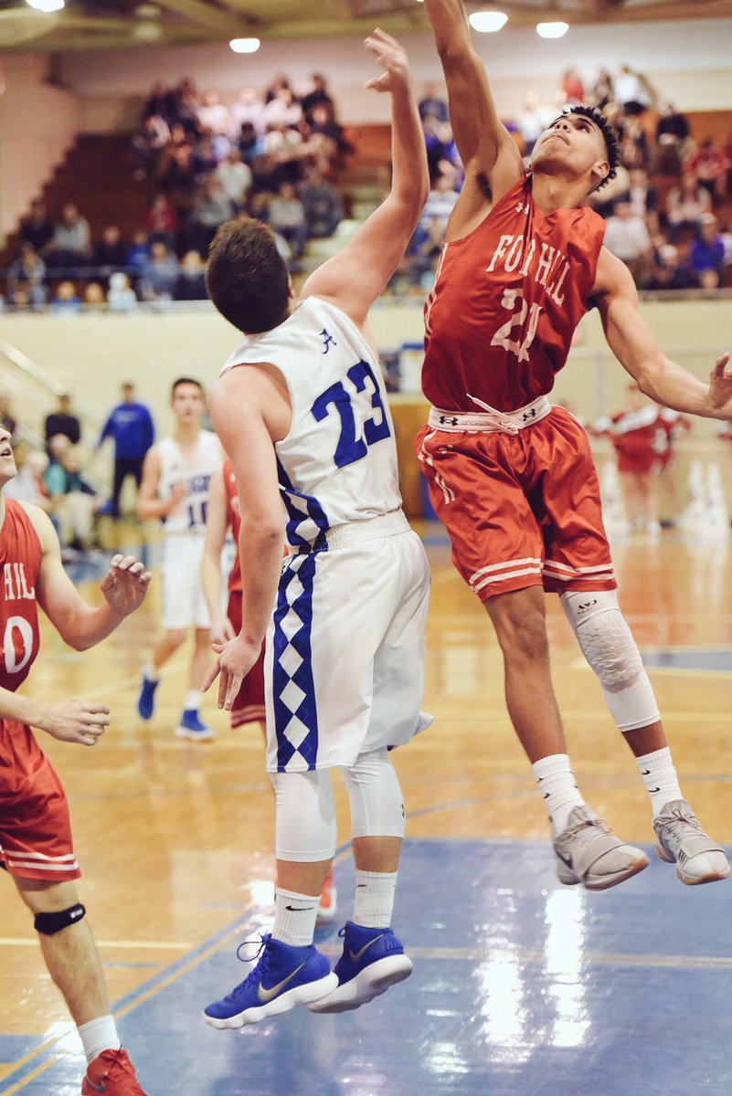 BasketballFhhs's tweet photo. It’s GAMEDAY! Come out and show some love to your Sentinels in their season opener! Freshman and Junior Varsity tip at 6 and Varsity follows at 7:30! #GameDay #SeasonOpener #RollSents https://t.co/6XphN0IJaA