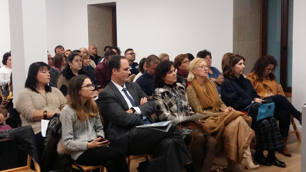 GALPRiadeArousa's tweet image. Yolanda Molares de #ICSEM: 'O crecemento da economía azul é unha estratexia a longo prazo ao para un crecemento sostible que ten resultados xa no curto prazo'