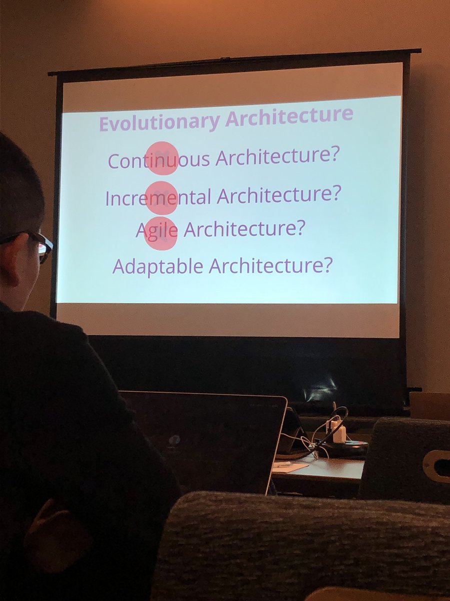 ukhantweets's tweet image. #nfjs #ArchConf2018