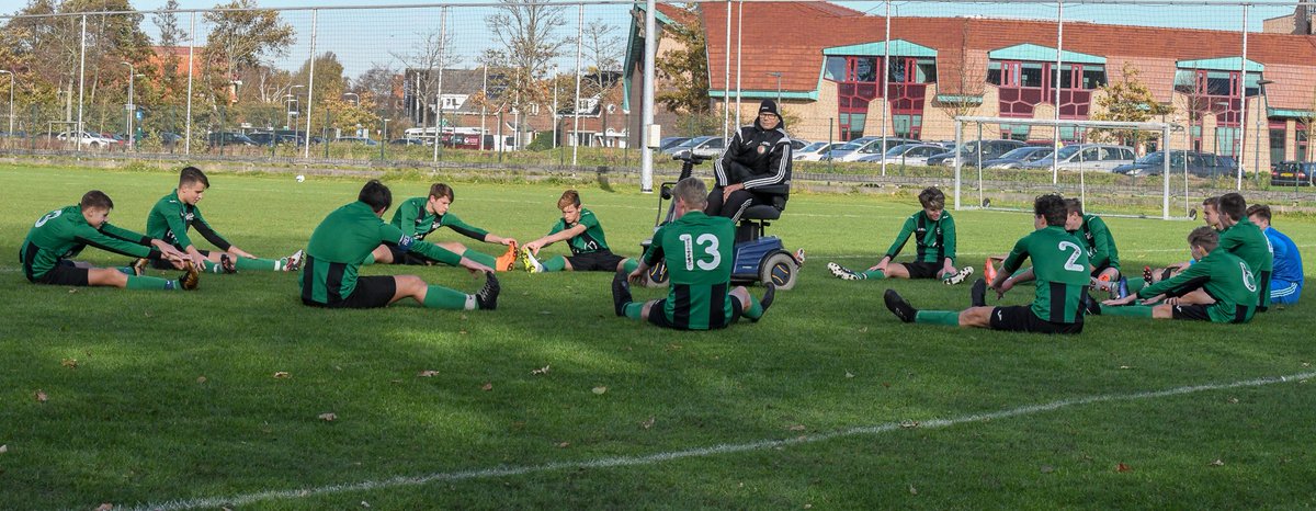 Bij VV Texel ‘94 willen ze Rob Daalder, de zeer geliefde trainer van Onder 17, aan een zeer belangrijke hersenoperatie in de VS helpen. 

Help ze met hun crowdfunding, help Rob. 👇

whydonate.nl/fundraising/st…

Meer info hier: supportrob.nl

RT=👍