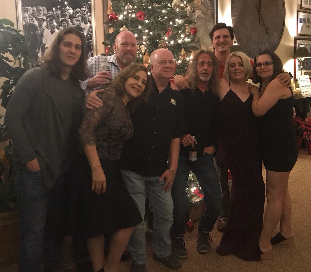Angy45995461's tweet photo. Xmas party #0274 https://t.co/u6DP4U1Fhb