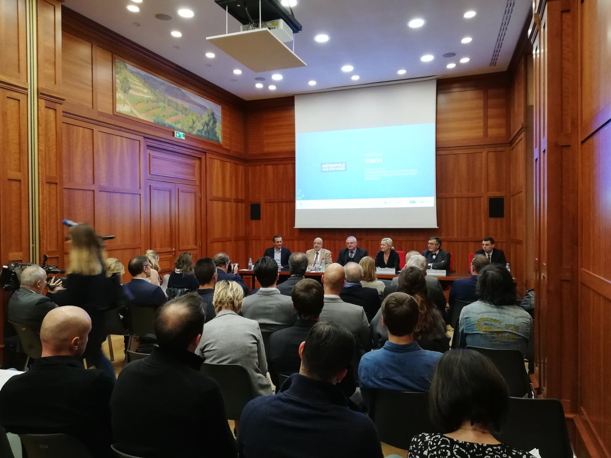 #CES2019 - <a href="/CCIcotedazur/">CCI Nice Côte d'Azur</a>
51 startups de la <a href="/MaRegionSud/">Région Sud</a> avec 5 startups du CEEI sélectionnées <a href="/iRejuvenation/">iRejuvenation</a> <a href="/skavenji/">SKAVENJI</a> <a href="/catchingbox/">Catchingbox</a> dont nos anciennes <a href="/EllcieHealthy/">Ellcie Healthy</a> <a href="/nfcom_team/">NFCOM</a> 👊