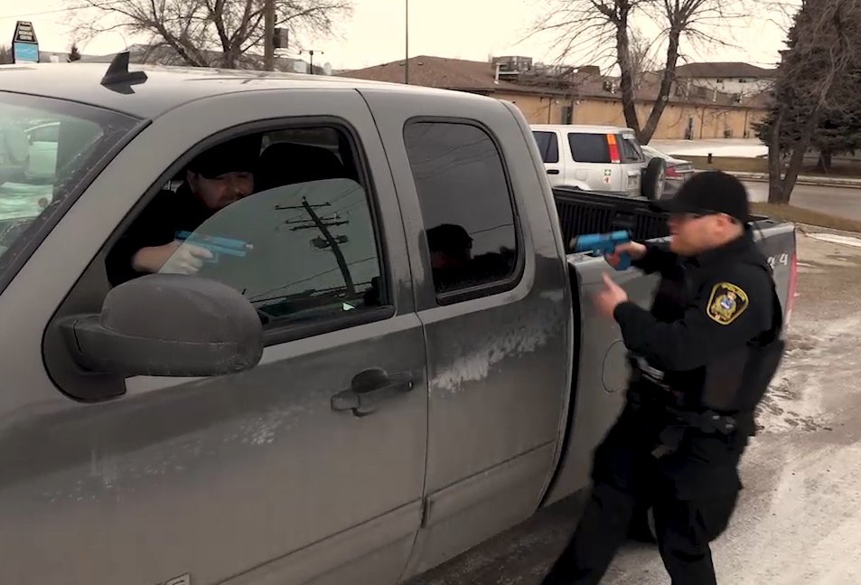 Stressvest's tweet image. The @Stressvest laser based system allows you to shoot through traditionally vulnerable areas such as windows and vehicle windshields. It will also activate when hidden under clothing! 

stressvest.com #RealityBasedTraining #PoliceTraining #LawEnforcement #StressVest