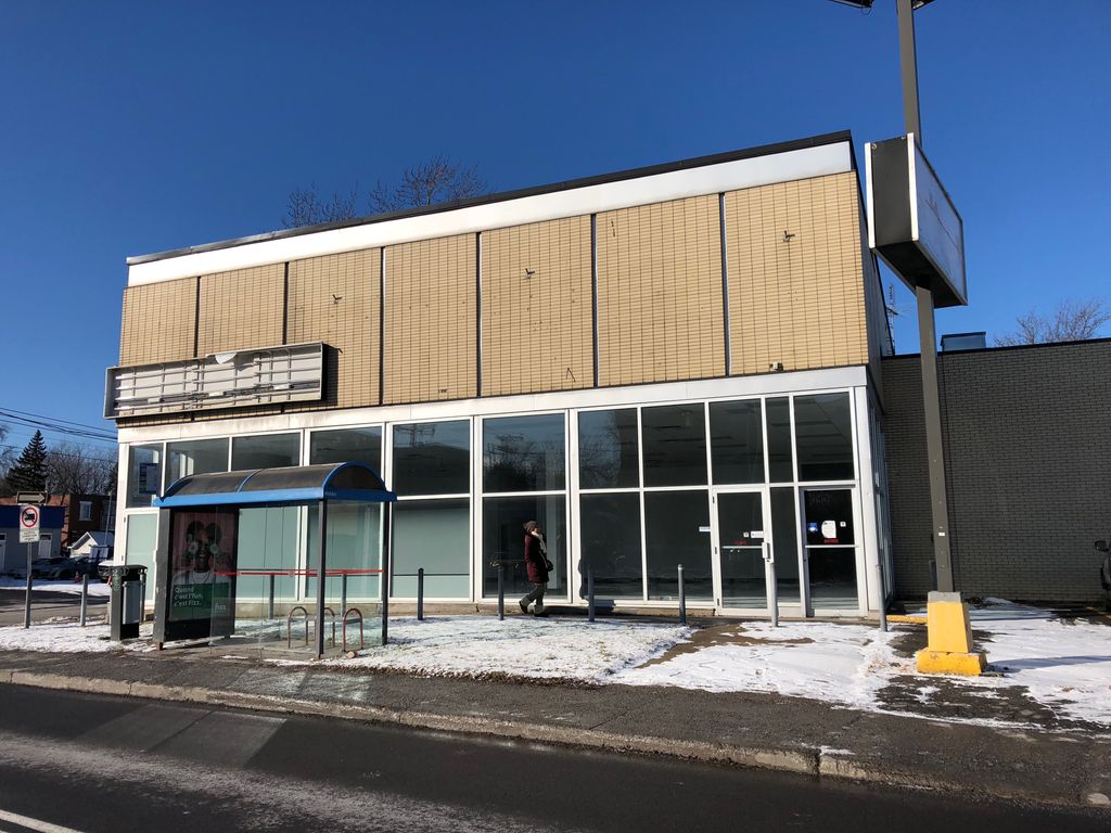 TQMTLN's tweet photo. 📢L’épicerie gratuite de Montréal-Nord a trouvé son local et devrait ouvrir début mars!
 #MontrealNord #News #foodsecurity 
https://t.co/Gbny1O81KE https://t.co/sQZTFEtYtg