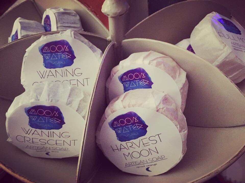 thatbarberdave's tweet photo. My wife makes the best soap around! Iโm selling it at That 50โs Barbershop! Makes a great gift! #localsoap #Nanaimo #SmallBiz #giftideas https://t.co/ooDmLQ81fF