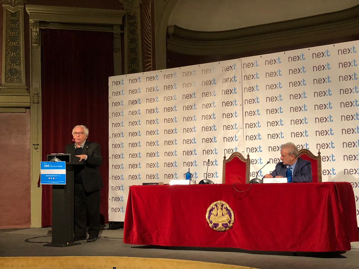 Nextibs's tweet photo. "En el momento en el que haya crisis importantes se rompe la identidad común y cada pueblo se repliega hacia sus intereses comunes", Dr. Manuel Castells #ForoNextCastells. https://t.co/VSAq5qNr7i
