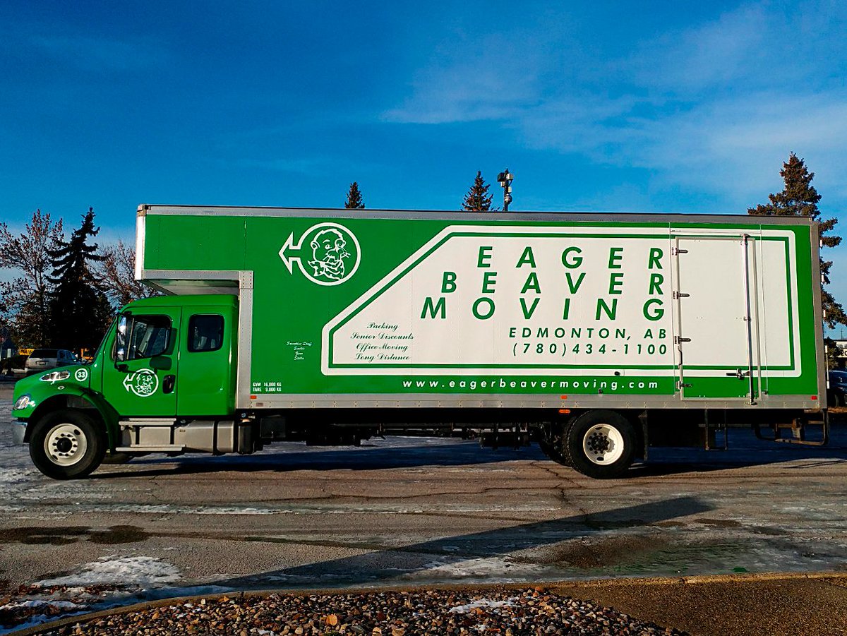 CowanGraphics's tweet photo. #EagerBeaverMoving #fleet #graphics
🚛💚💚💚
@freightliner #M2 #fullwrap w/ @averydennison #MPI1105 & gloss finish 😙👌
#CGprint #CGinstall
#yeg #yyc #yxe https://t.co/z7lzMWas2R
