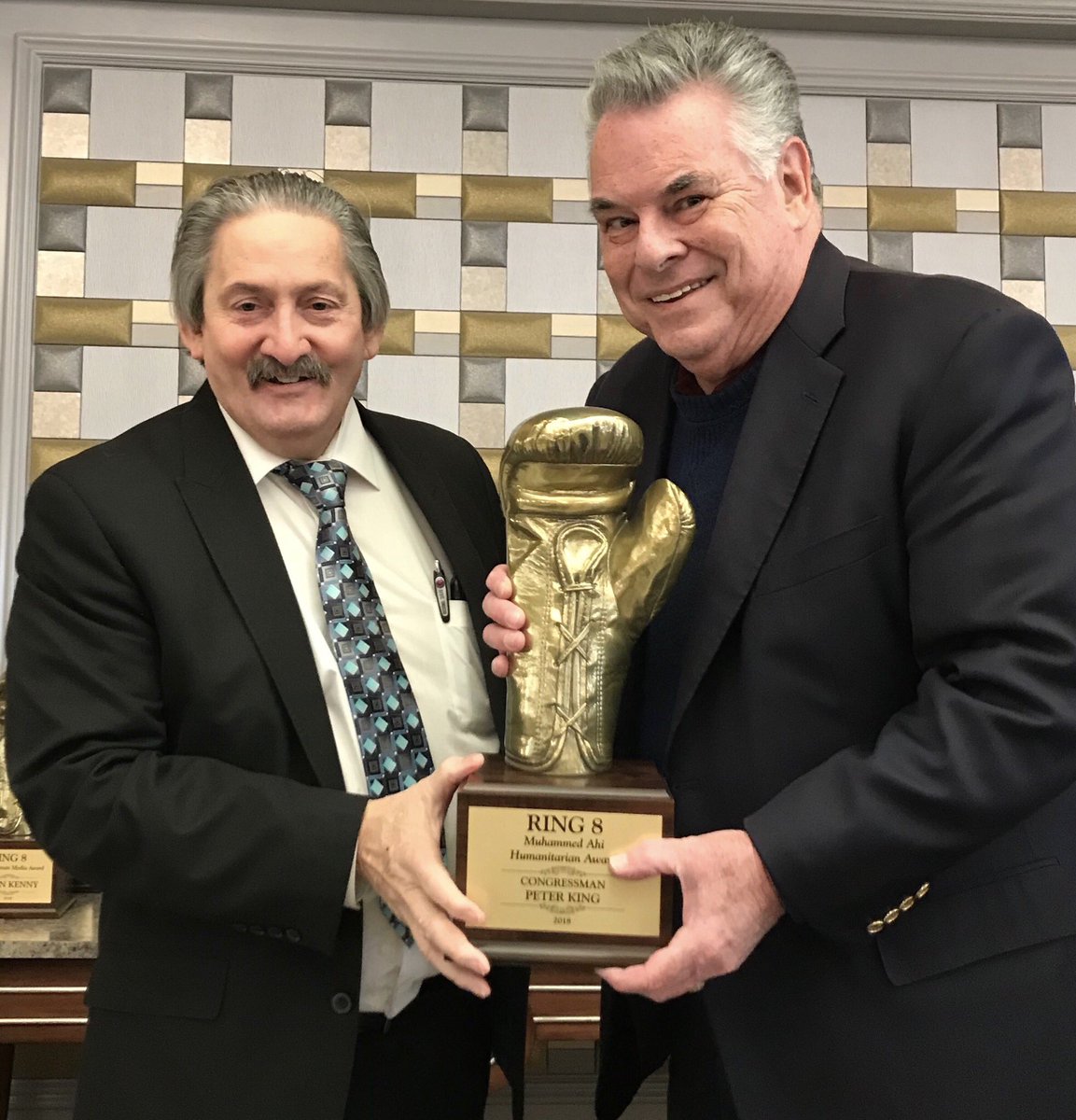 petekingcpg's tweet photo. Sincere thanks to Ring 8 for honoring me with the Muhammad Ali Humanitarian Award. Also honored was World Champion @napoleonboxing of #Lindenhurst as New York State Female Fighter of Year. #boxing https://t.co/ZBQGp1lc3O