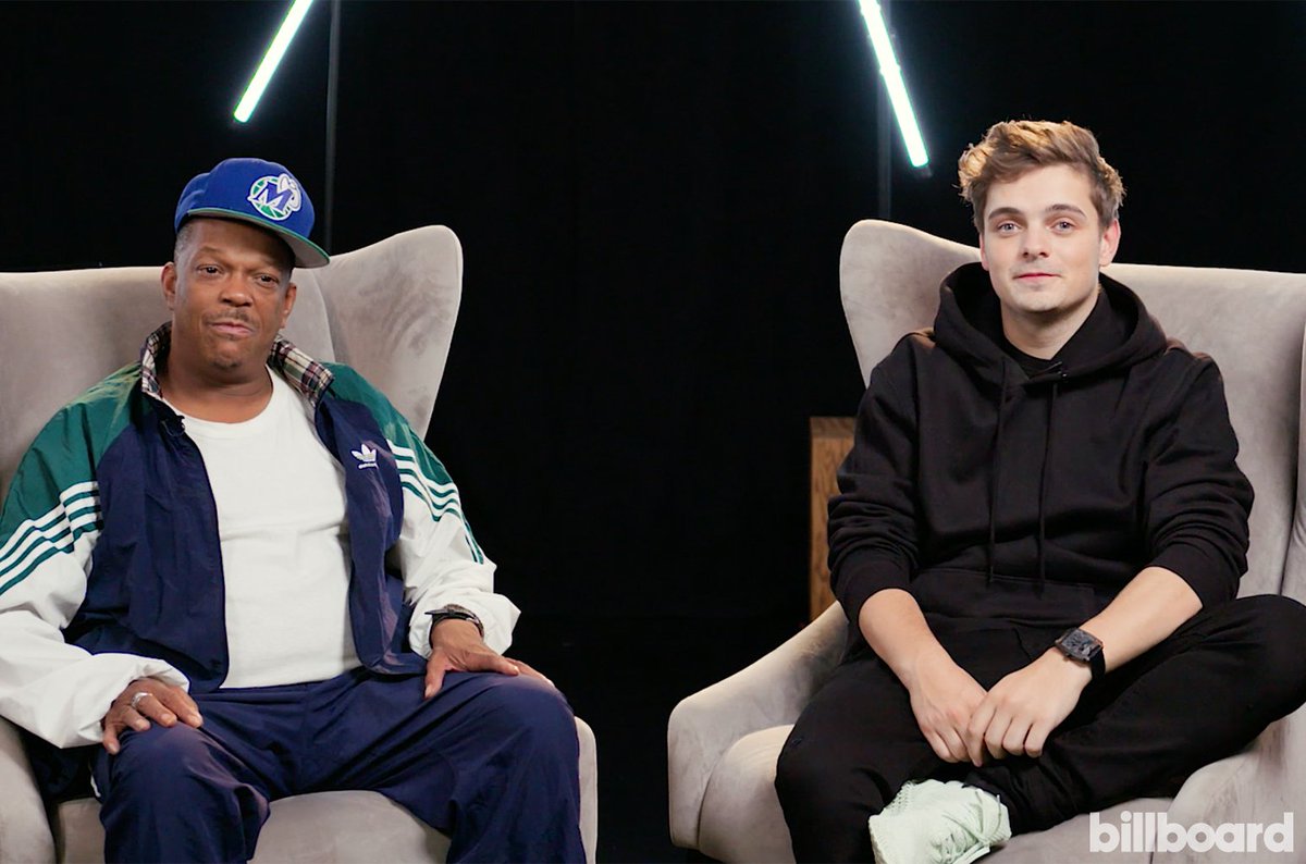 billboarddance's tweet image. Watch @MartinGarrix &amp;amp; @MIKEYUNG explain how they created "Dreamer" on a boat ride in Amsterdam blbrd.cm/4XDfjb