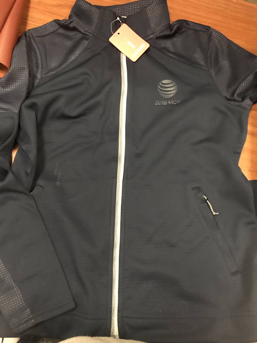 Just delivered! Got my MDP graduation gift! Love it!! 😘 <a href="/SteveLutz20/">Steve Lutz</a> @TustinCrew @ATTTustinDA <a href="/anthonyetuggle/">Anthony E. Tuggle</a> <a href="/BrandyIoane/">Brandy Ioane</a> #TUGGLENATION #2018MDPLife