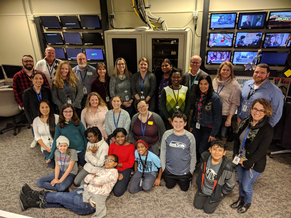 maydmtech's tweet photo. Thanks @tdstelecom for a fantastic experience learning about servers and troubleshooting. Our @SennettMiddle school students had a blast!
#futureSTEMworkforce https://t.co/4ZqUvkkpcZ