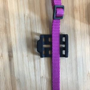 findablegoods's tweet photo. From the blog: here's how to attach the Whistle 3 to your pet's collar: https://t.co/WQQGyyYcCc @WhistleLabs  #whistle3 #GPSdogcollar #pettracker #GPS https://t.co/ryROS5mzzS