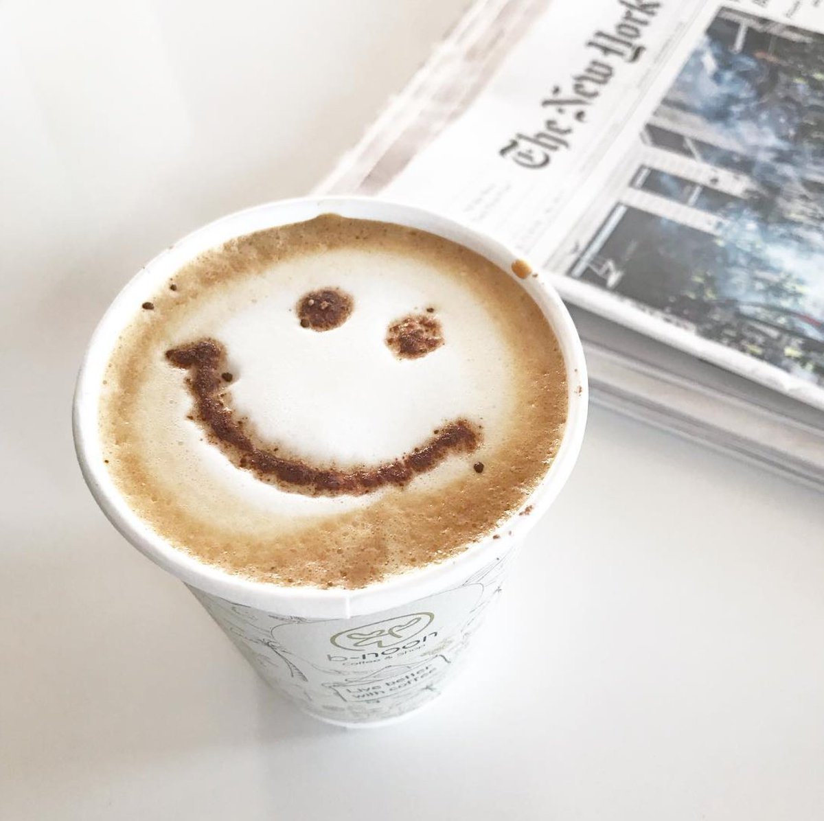 VillageCommons's tweet photo. ☕️ @bnoonshop is spreading holiday smiles! Come in and try a delicious latte from their Holiday Favorites Menu!  Toasted Marshmallow Latte, Peppermint Bark Latte with a Candy Cane, and many more. Mmm... https://t.co/Q47mTH4A0t