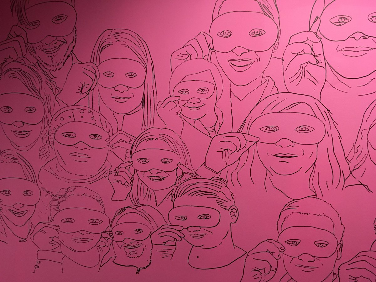 tomanyflowerpot's tweet photo. Iโve been showing my face! On the wall ๐
Getting involved on this fine art Library ๐ project is top๐ markers ๐@wlv_uni #wolverhamptonuni #faces #university #wall #socialart #Wolverhamptonarts #library @WLV_Arts @FineArtWSA @creativespaces https://t.co/rSSOtR2K2L
