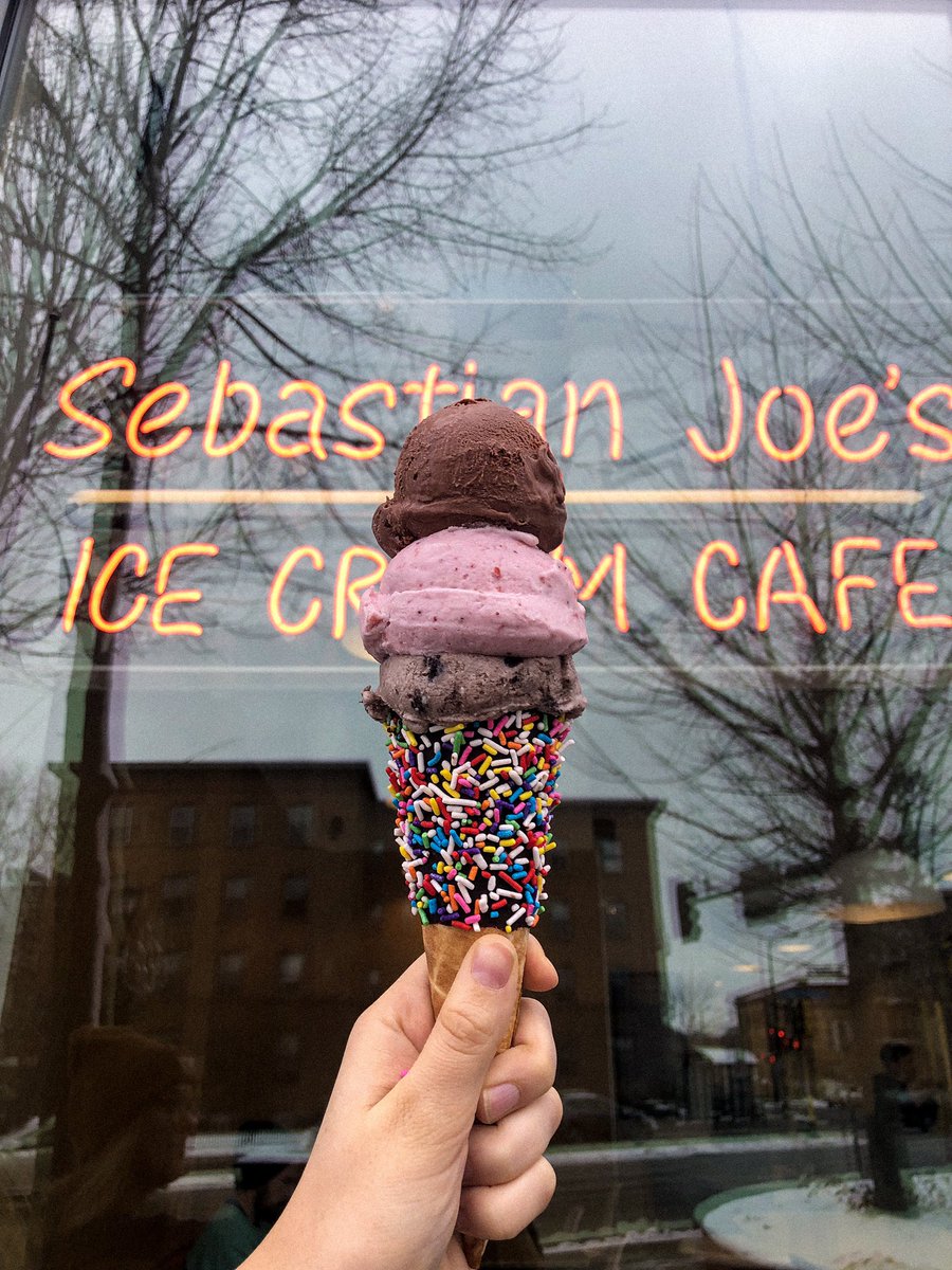 Our vegan flavors are just as creamy and delicious as our classic flavors. But don’t just take our word for it, stop in and see (taste) for yourself! Pictured here we have vegan Oreo, vegan strawberry, and vegan chocolate. 💕