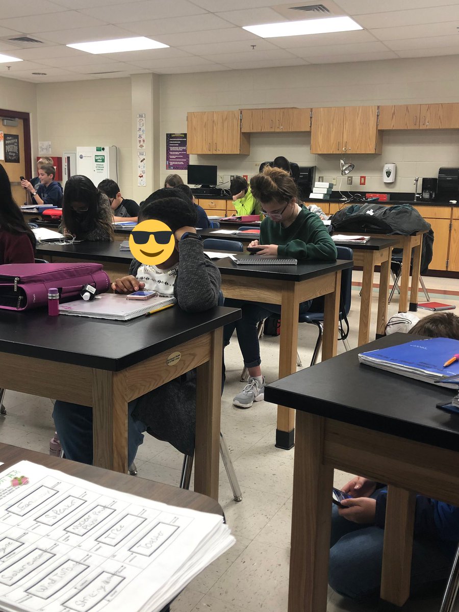 Sci_McDonald's tweet image. Reviewing for our CDB using @quizizz #bengalscientist @NISDBriscoe @NISDSecScience #MSScience 👌🏽