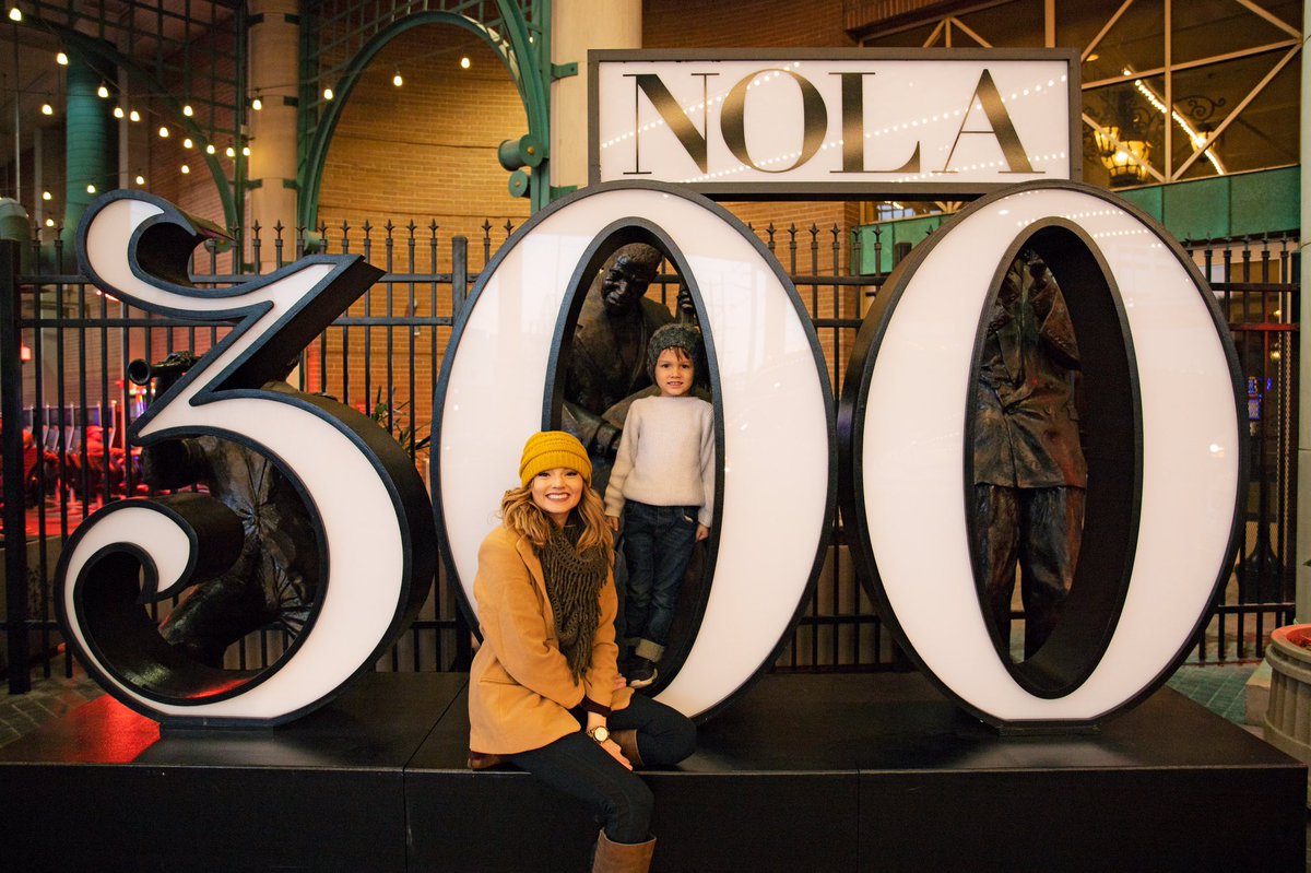 NOLAWalkingTour's tweet photo. Happy Holidays and cheers to 300 years! 🎉 https://t.co/R351e19eLq