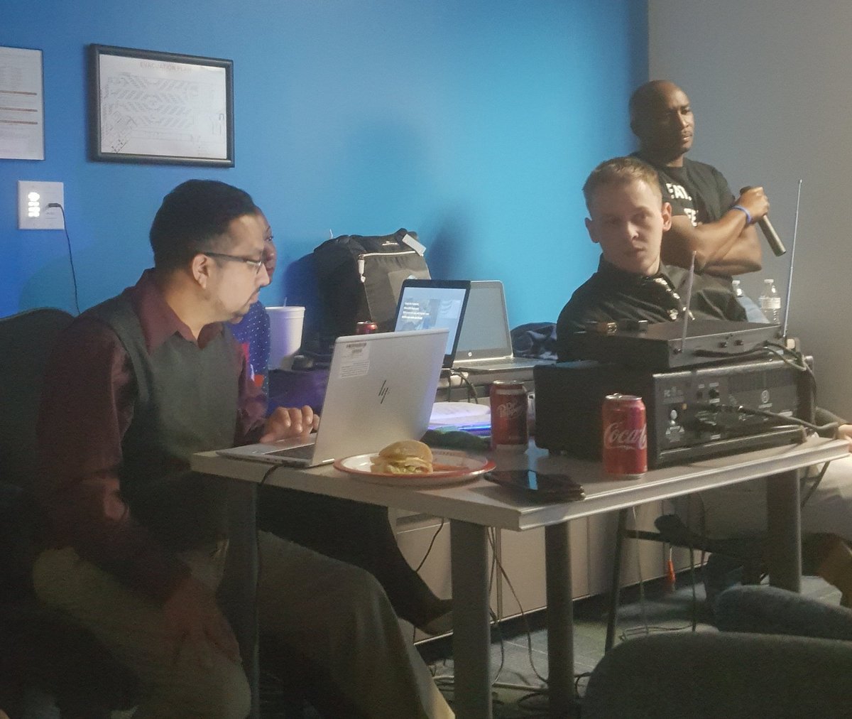 Resolve_Squad's tweet photo. #AustinATSD #AwesomeATSD @AustinAvengers @ATT_Fontaine is feeling relaxed https://t.co/RwHfosOsy9