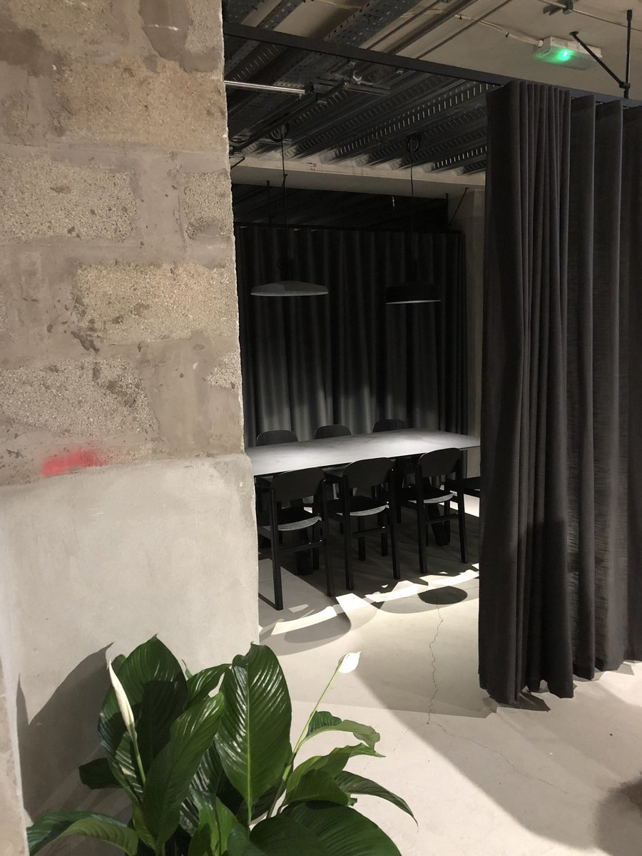 mats_world's tweet photo. There’s a #Roomor around here. Such a slick range. https://t.co/e7G9hthWwy