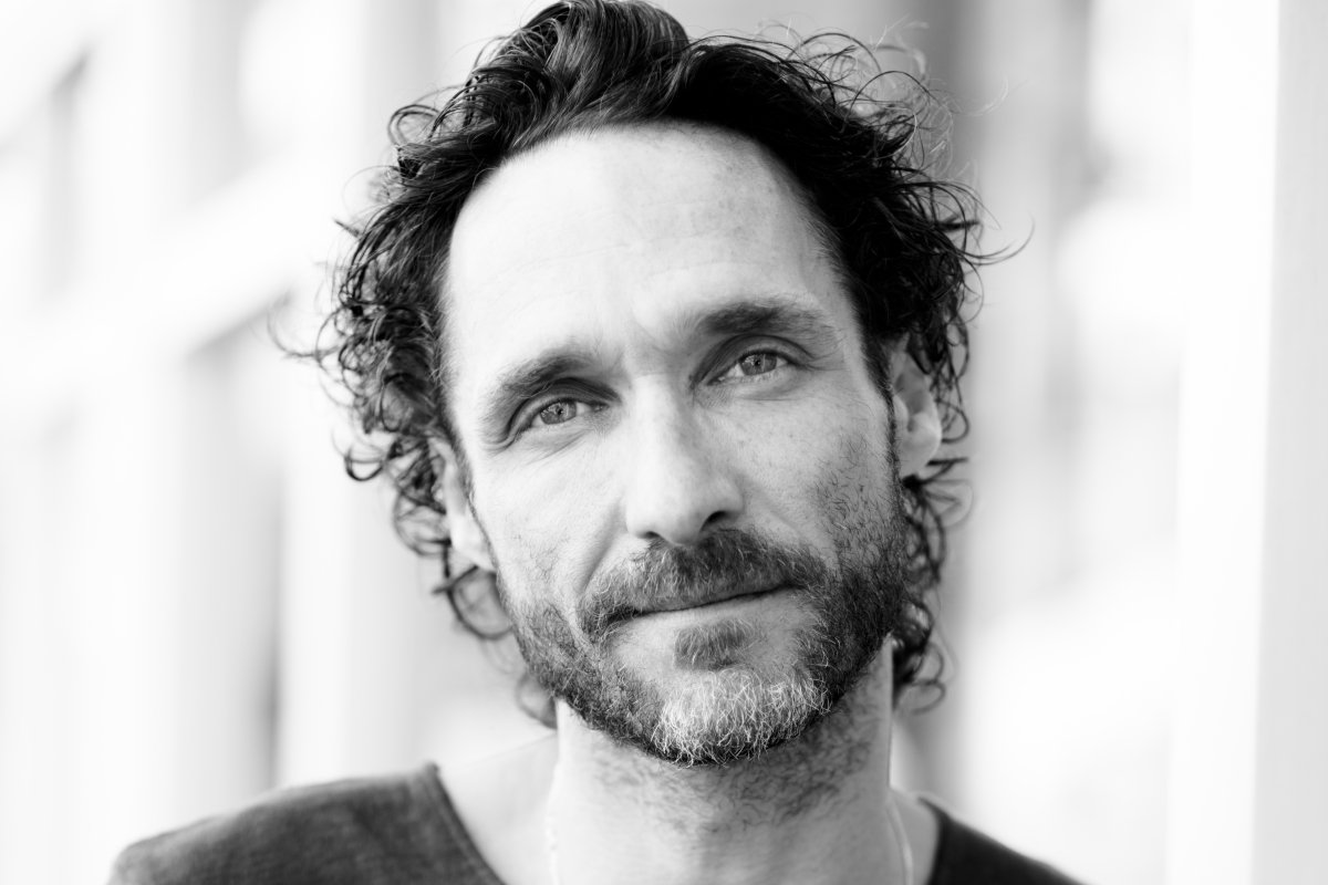 UITin036's tweet photo. -CABARET-
Javier Guzman neemt het jaar met je door zoals alleen hij dat kan. 🙌Scherp van tong, filerend, twijfelend en waarachtig. Een avondje onbelemmerd lachen, niet alleen om het nieuws, maar ook om Javier. Meer info:https://t.co/06XAQ3R3wt 🎭🤣
vr 28 dec @KAF036 https://t.co/B3krZxkPBk