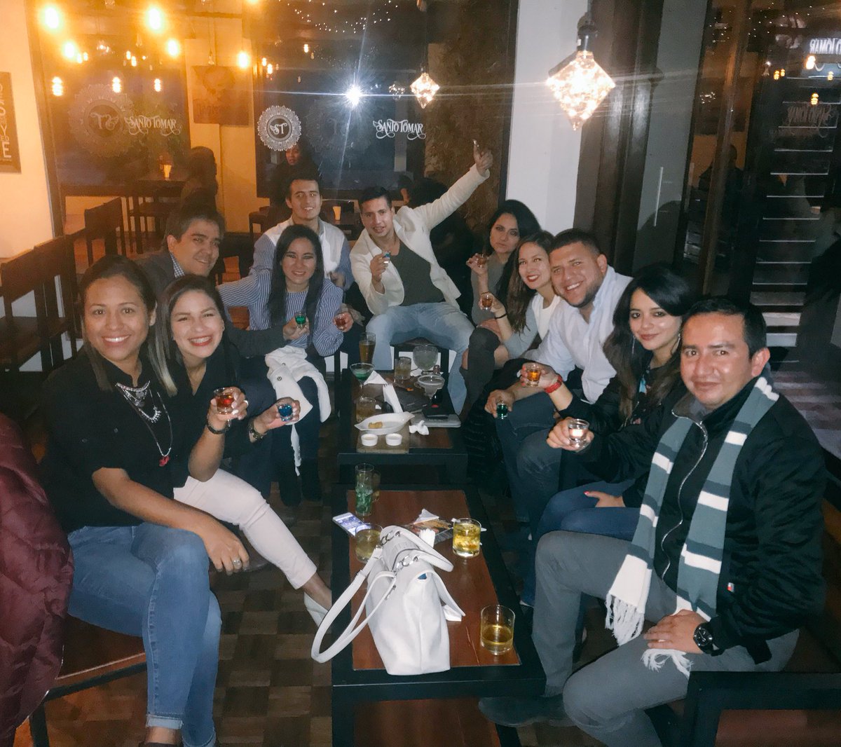 JessGamez28's tweet photo. ¡Mis guapetones y guapetonas! #LosMejores #MastersRI https://t.co/VqTCWJabxH