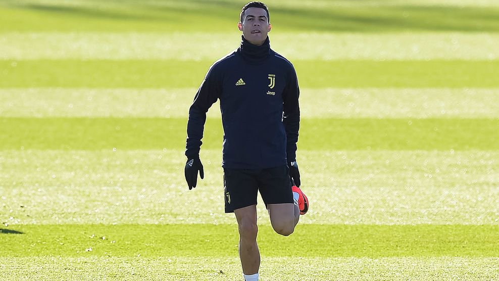 A @juventusfc e @Cristiano Ronaldo preparam-se para o fecho da fase de grupos! 👌
#UCL