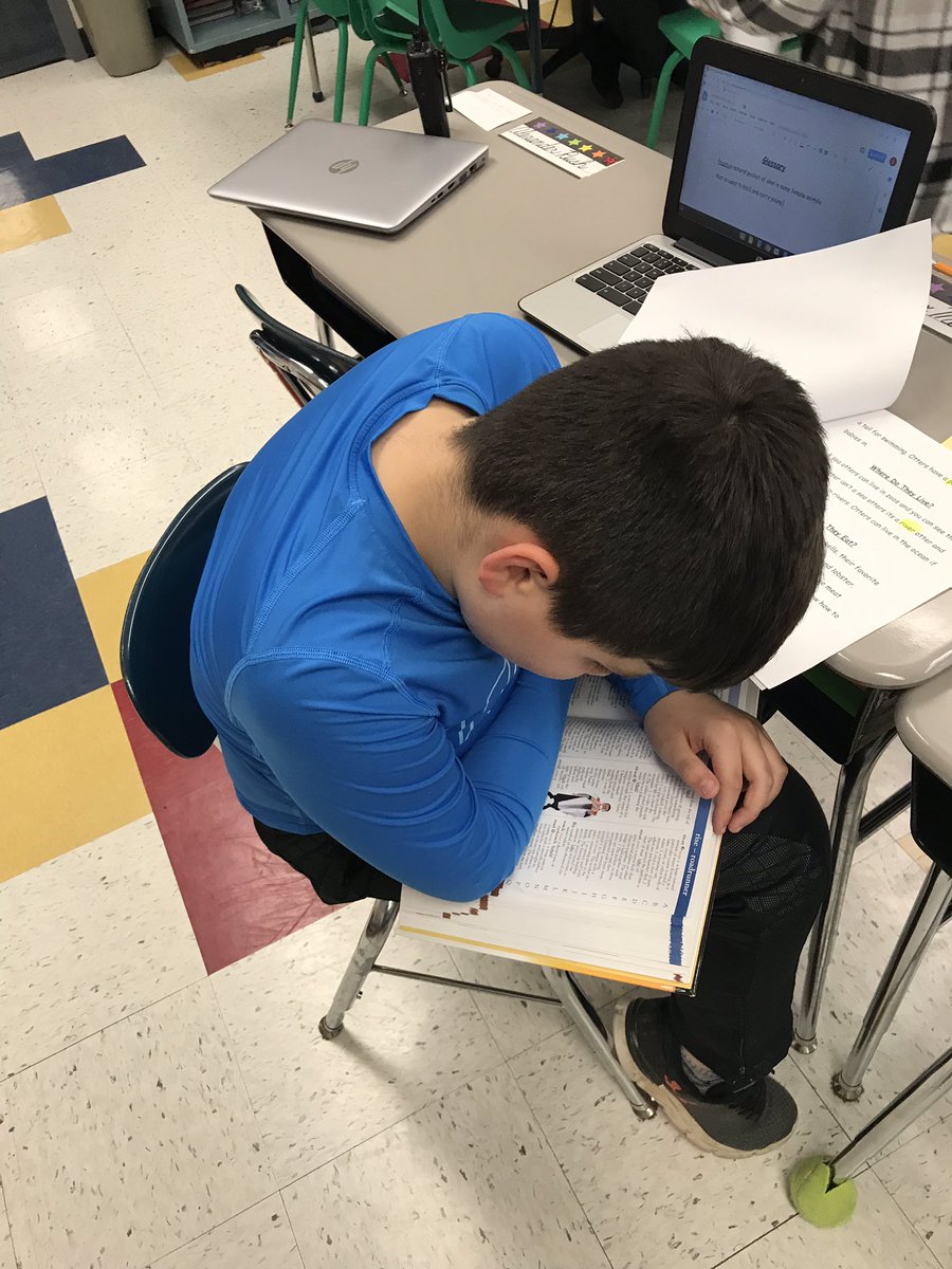 nkondi19's tweet photo. I loved visiting with these third grade authors who were hard at work on their informational books during writing workshop! ✏️ #WeAreLopat #thirdgradeauthors https://t.co/1gwjy9MKQT