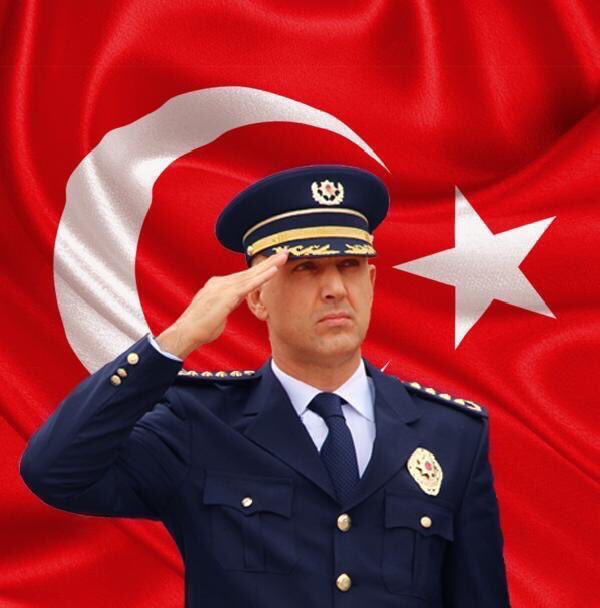 ayhanterzi37's tweet photo. Uğradığı silahlı saldırı sonucu Şehit olan güleryüzlü ve mütevazi Emniyet Müdürümüz Altuğ VERDİ’ye Cenab-ı Allah’tan rahmet, ailesine ve emniyet teşkilatımıza başsağlığı diliyorum. Mekanın cennet olsun Müdürüm. Üzgünüz, Başımız Sağolsun. https://t.co/7Y3Lr1Kk1l