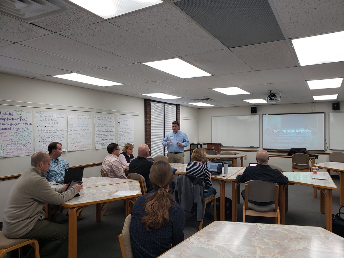 hummjenn71's tweet photo. @WOSU_Classroom @SeymourEducate leading thoughtful discussion with like-minded leaders on what modern learning looks like at scale. Thx for having @ModernTeacherCo join today's Tech UnConference! #modernlearningmovement #digitalconvergence https://t.co/QD7tYyUxMv