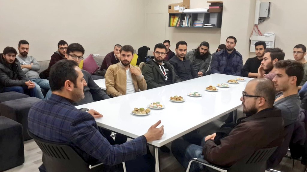 Gsb Erzurum Yurtlari En Twitter Ataturk Universitesi Hukuk Fakultesi Ogretim Uyesi Doc Dr Mehmet Alpertunga Avci Hocamizin Katilimiyla Kazim Karabekir Yurt Mudurlugu Ogrencileri Ile Ekonomi Atolyesi Dolu Dolu Gerceklesti Https T Co Pfixmmb03c